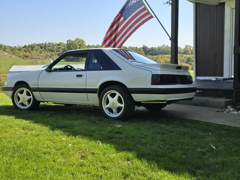 1991 Ford Mustang 3rd Gen - Image 18 of 31