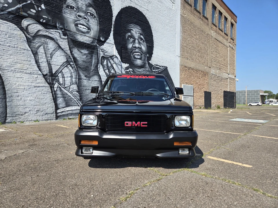 1991 GMC Syclone - Image 13 of 31