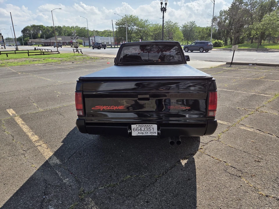1991 GMC Syclone - Image 8 of 31
