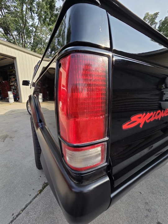 1991 GMC Syclone - Image 23 of 31
