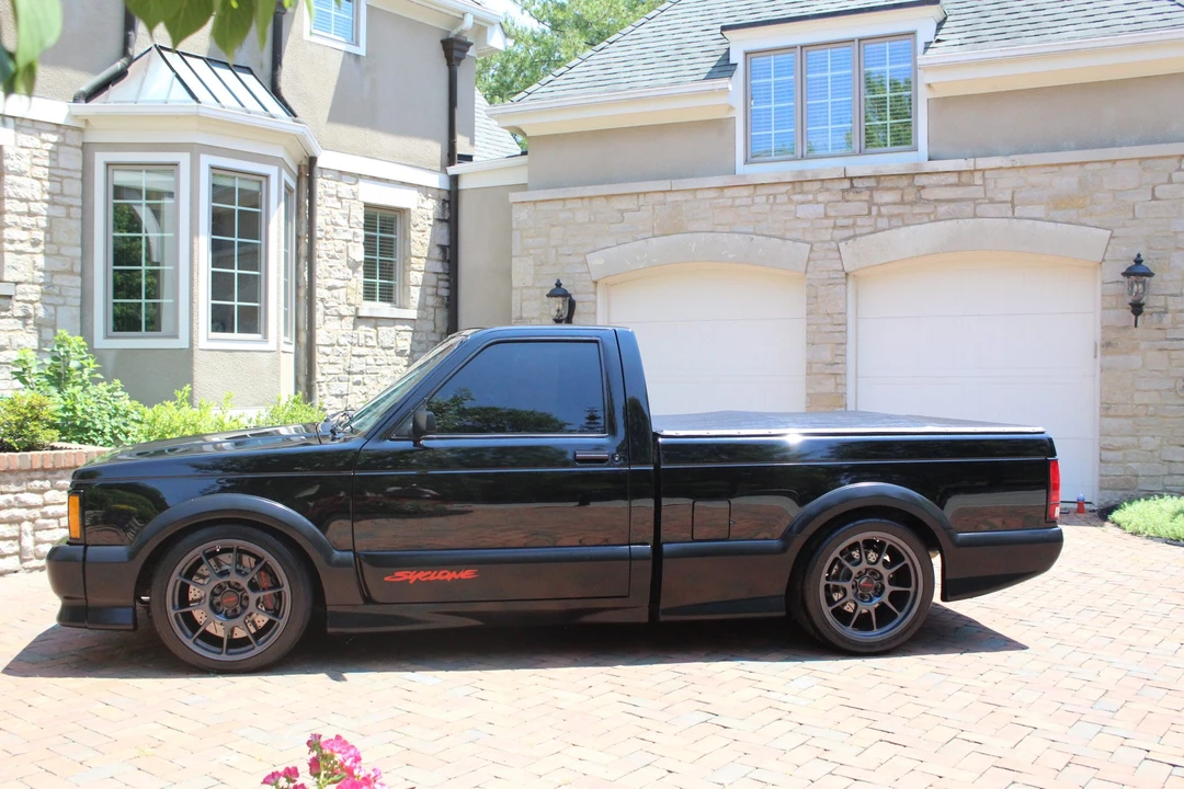 1991 GMC Syclone - Image 5 of 31