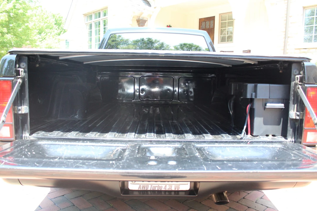 1991 GMC Syclone - Image 29 of 31