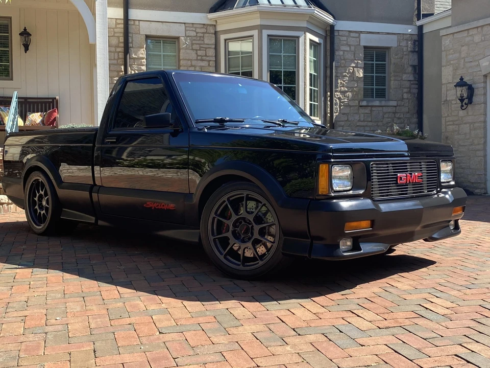 1991 GMC Syclone - Image 14 of 31
