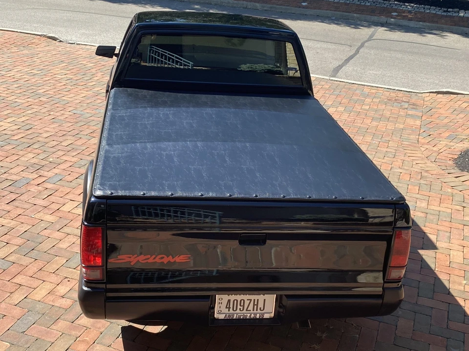 1991 GMC Syclone - Image 9 of 31