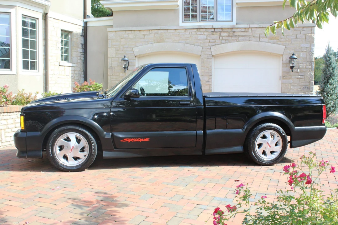 1991 GMC Syclone - Image 14 of 31