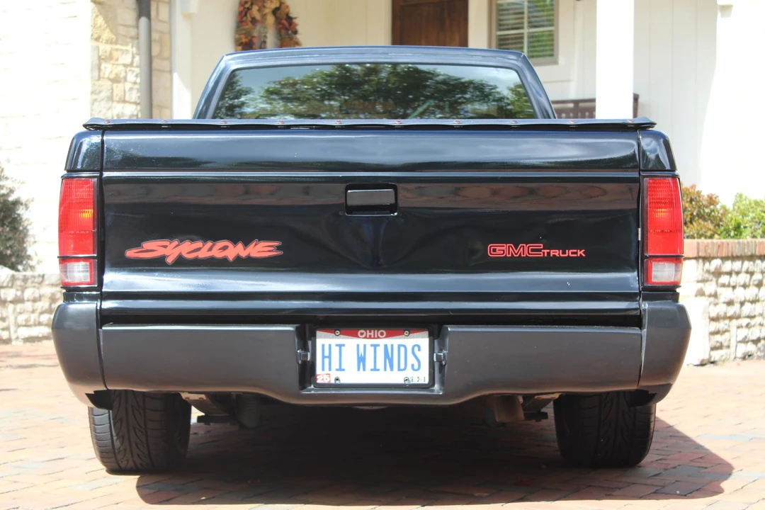 1991 GMC Syclone - Image 10 of 31