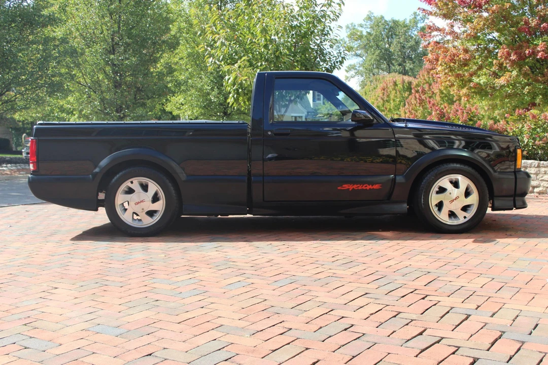 1991 GMC Syclone - Image 8 of 31