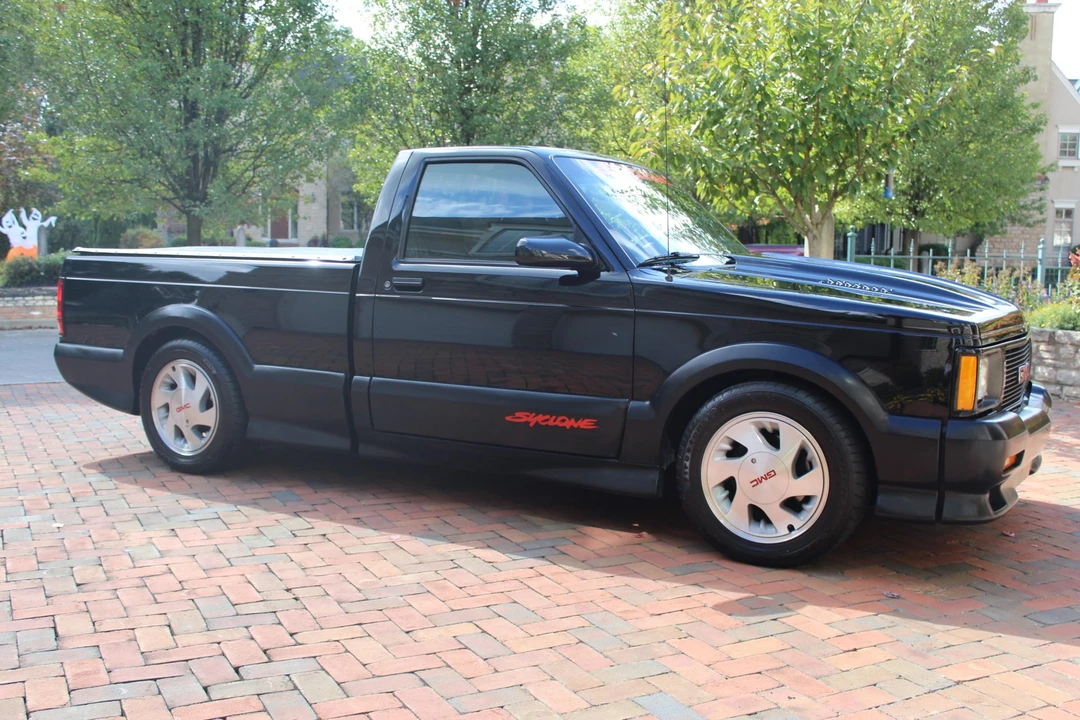 1991 GMC Syclone - Image 7 of 31