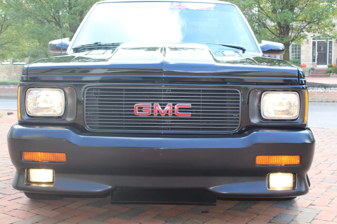 1991 GMC Syclone - Image 4 of 31