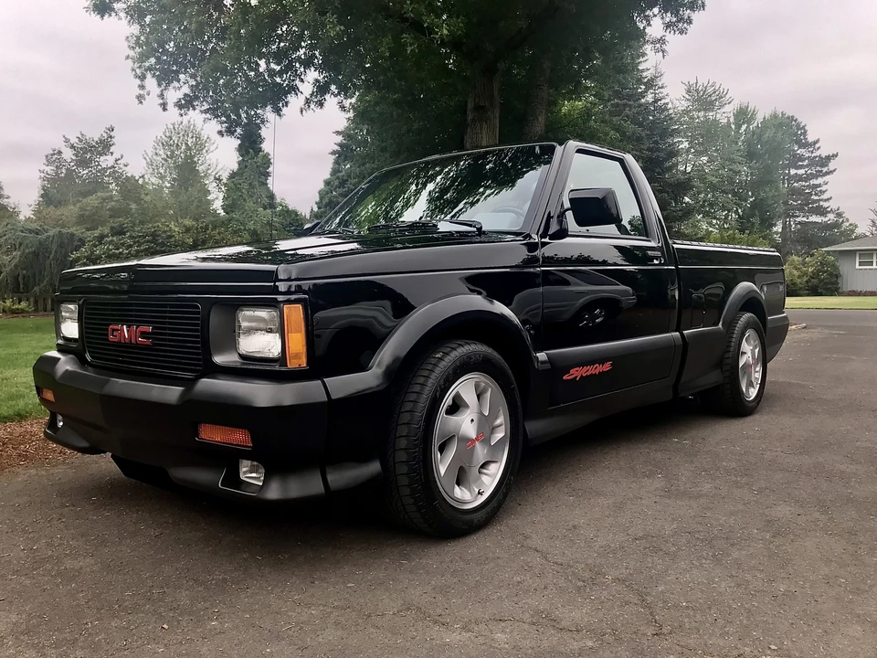 1991 GMC Syclone - Image 2 of 31