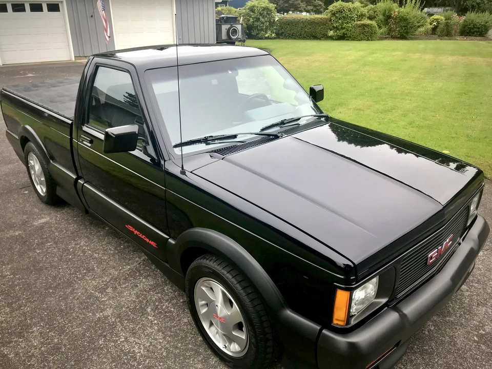 1991 GMC Syclone - Image 13 of 31