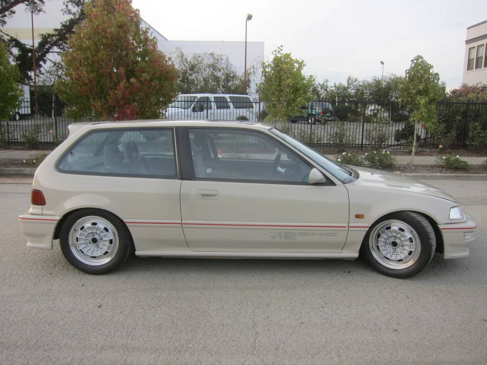 1991 Honda Civic Si 4th Gen - Image 7 of 31