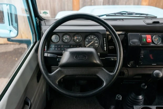 1991 Land Rover Defender 110 - Image 5 of 7