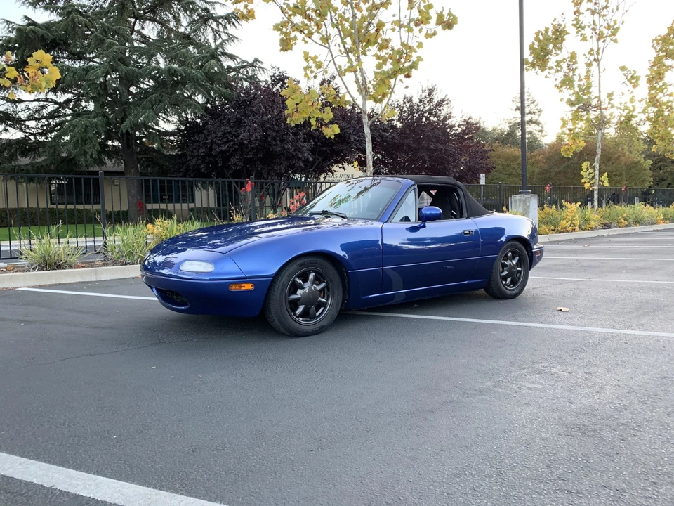 1991 Mazda NA MX-5 Miata - Image 4 of 31