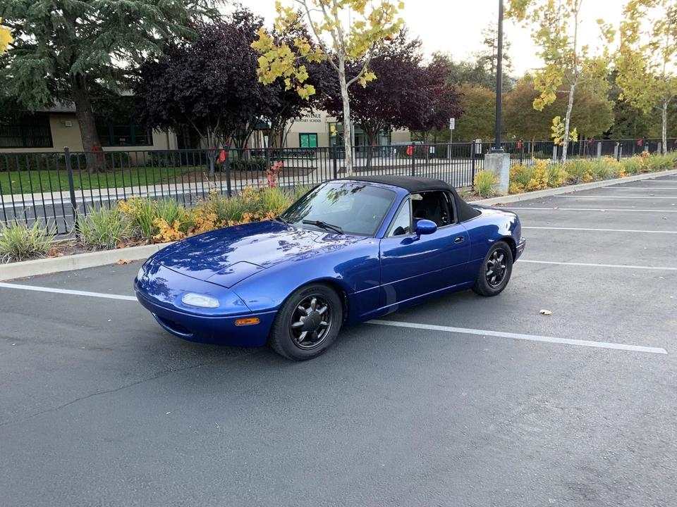 1991 Mazda NA MX-5 Miata - Image 6 of 31
