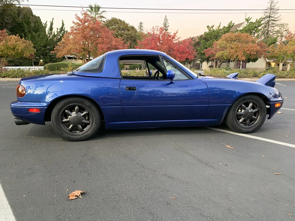 1991 Mazda NA MX-5 Miata - Image 28 of 31