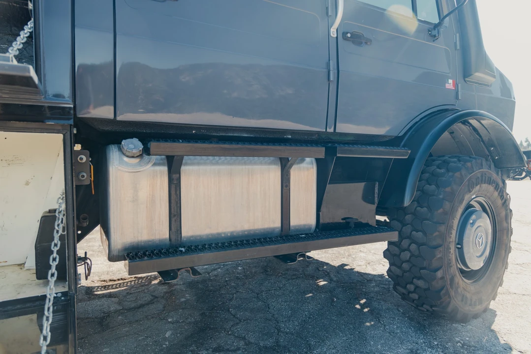 1991 Mercedes-Benz Unimog - Image 30 of 31