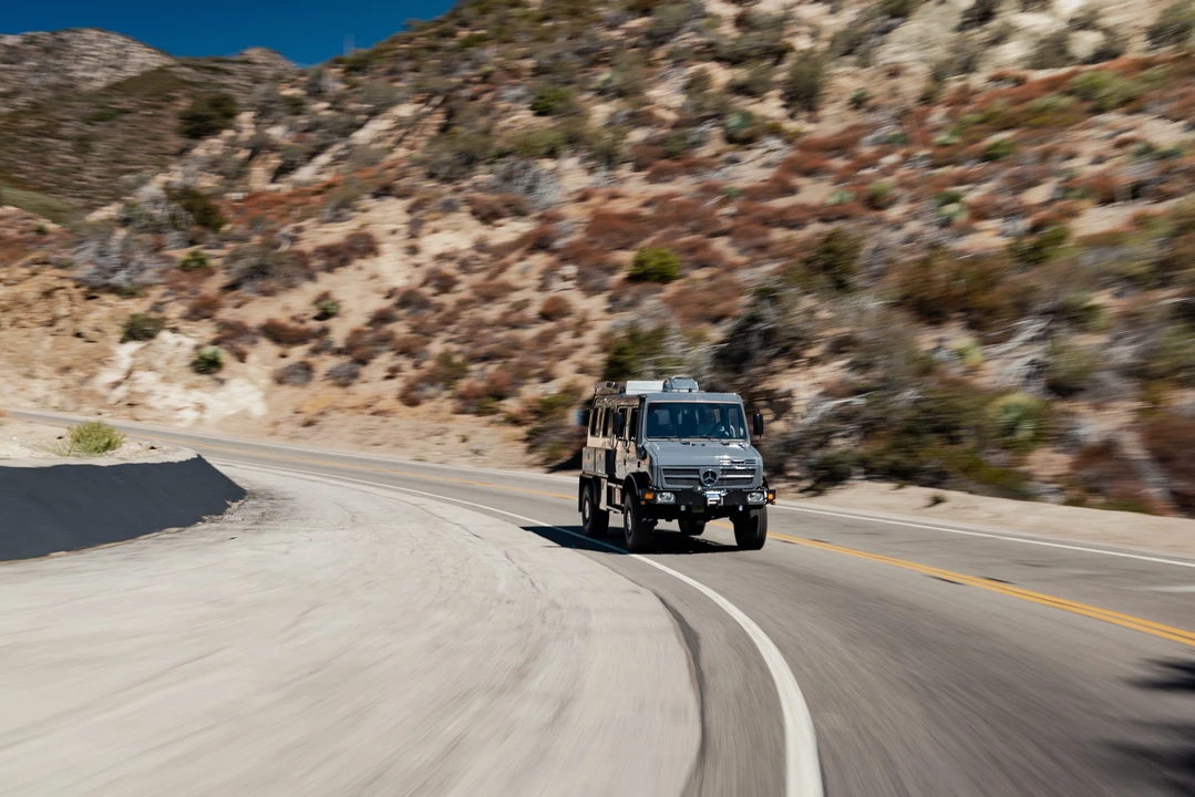 1991 Mercedes-Benz Unimog - Image 23 of 31