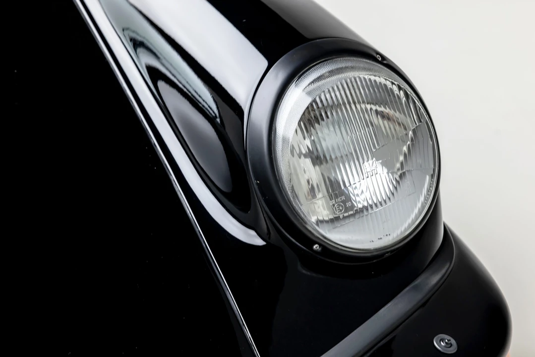 1991 Porsche 964 Carrera - Image 24 of 31
