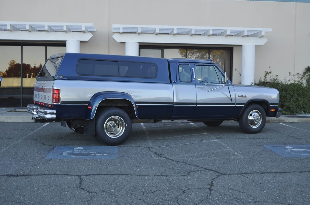 1992 Dodge Ram 1st Gen - Image 23 of 31