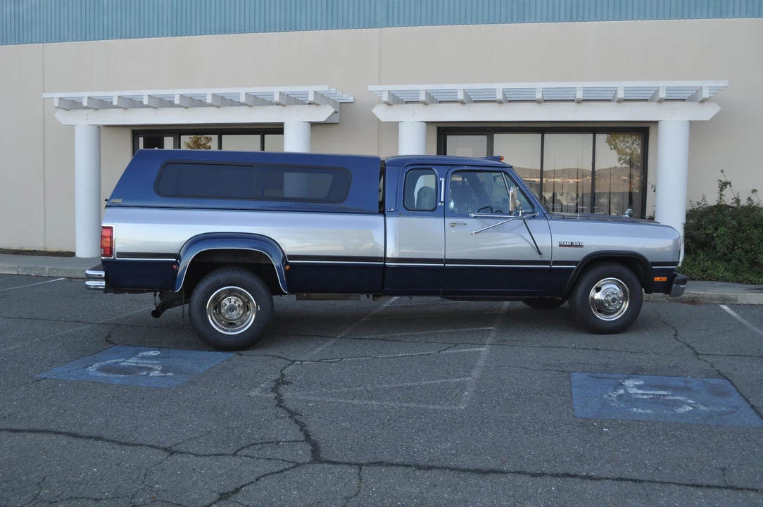 1992 Dodge Ram 1st Gen - Image 25 of 31