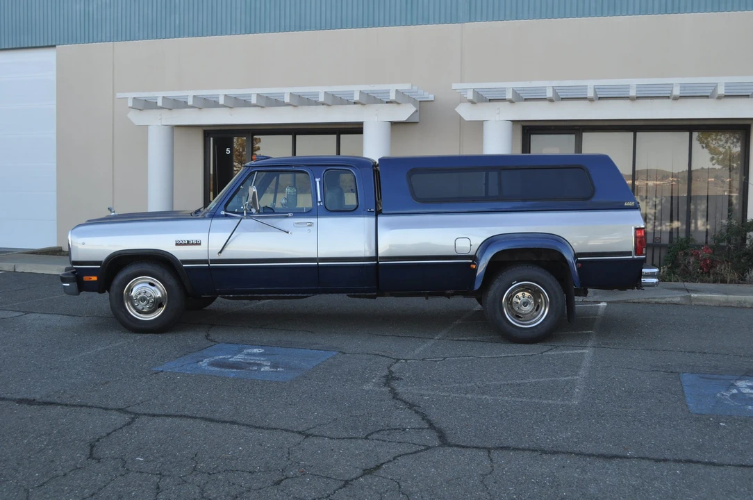 1992 Dodge Ram 1st Gen - Image 9 of 31