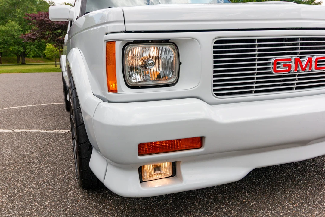 1992 GMC Syclone - Image 15 of 31