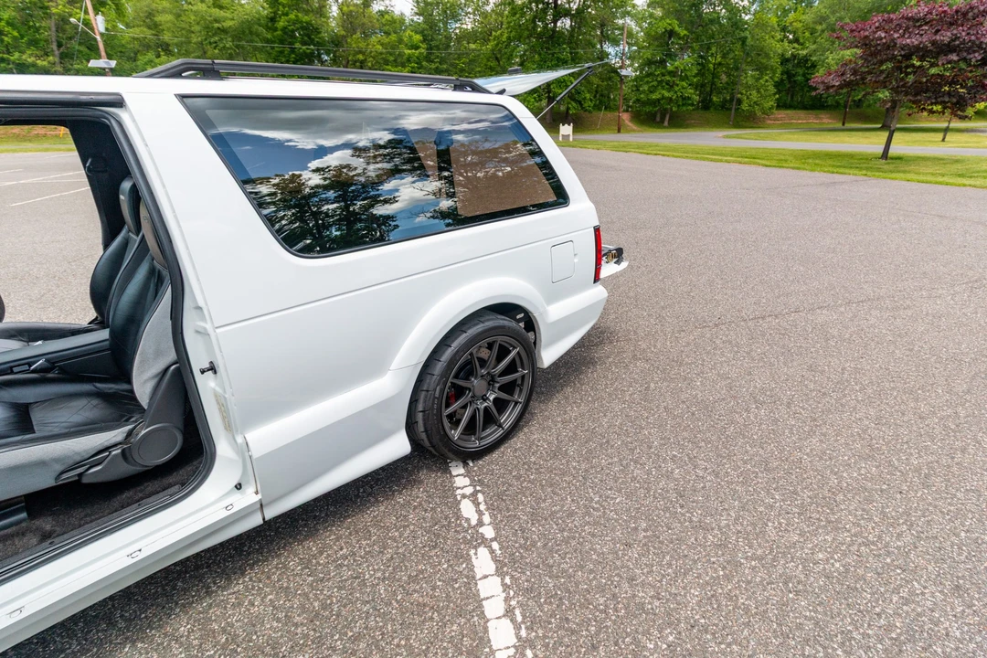 1992 GMC Syclone - Image 25 of 31