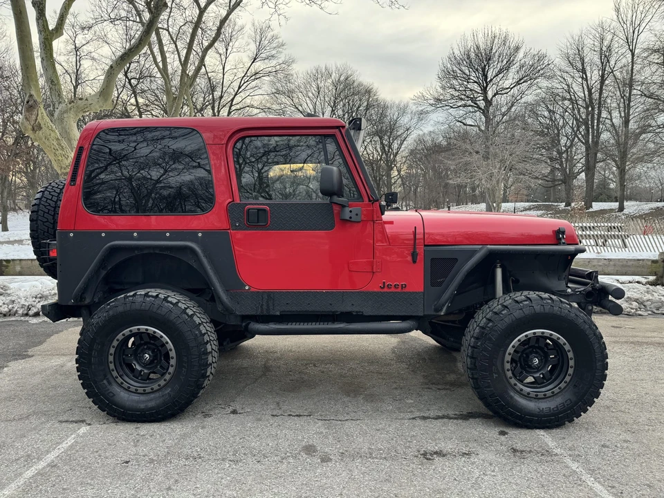 1992 Jeep YJ Wrangler - Image 25 of 31