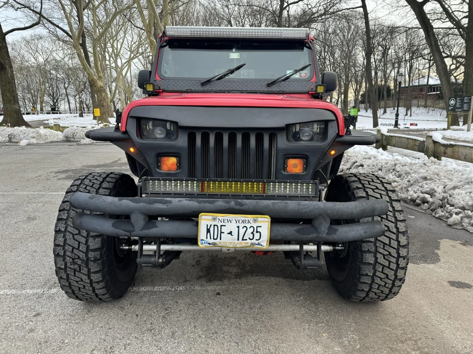 1992 Jeep YJ Wrangler - Image 7 of 31