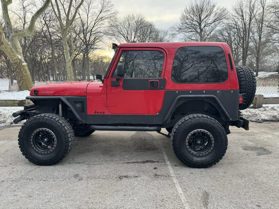 1992 Jeep YJ Wrangler - Image 14 of 31