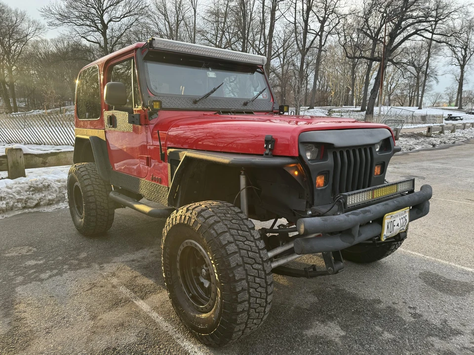 1992 Jeep YJ Wrangler - Image 5 of 31