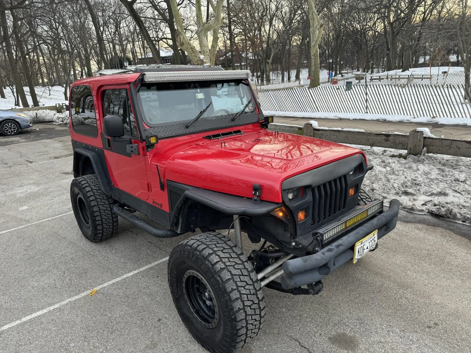 1992 Jeep YJ Wrangler - Image 3 of 31