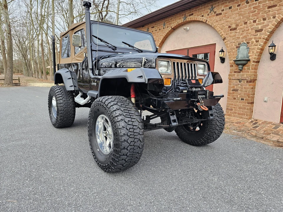1992 Jeep YJ Wrangler - Image 18 of 31