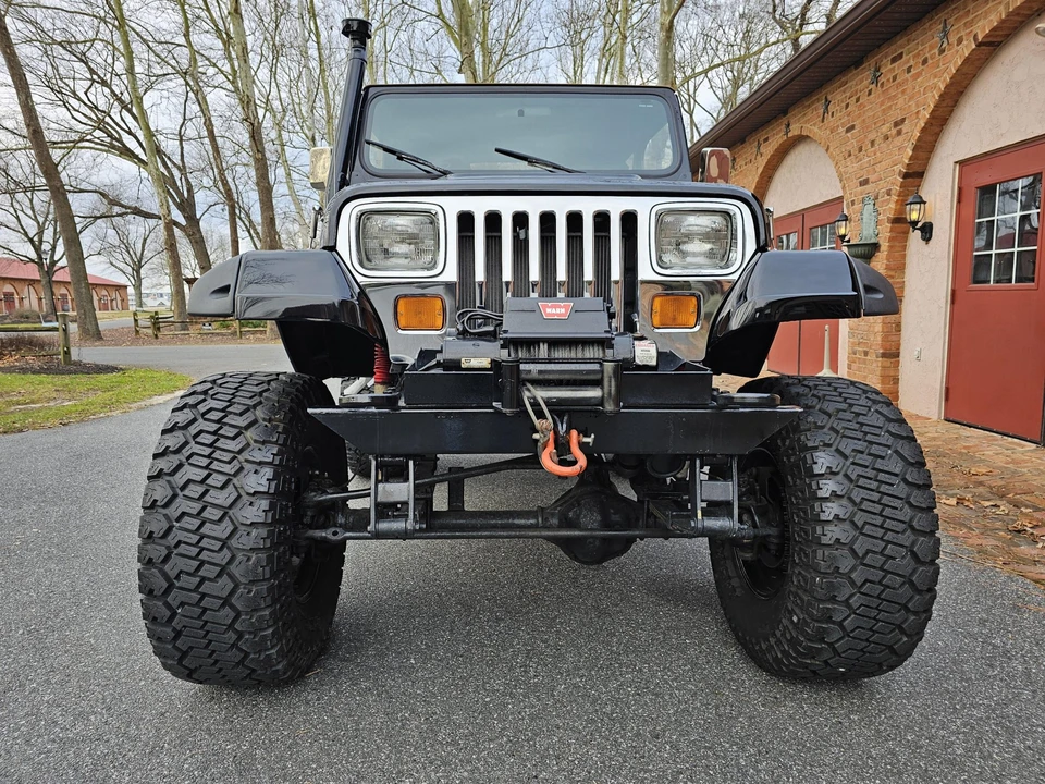 1992 Jeep YJ Wrangler - Image 5 of 31