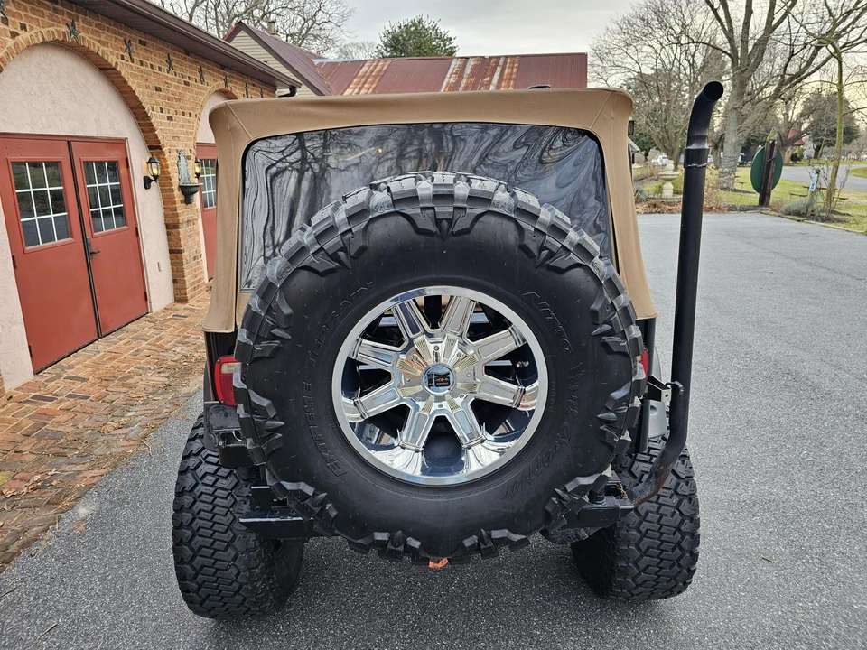 1992 Jeep YJ Wrangler - Image 14 of 31