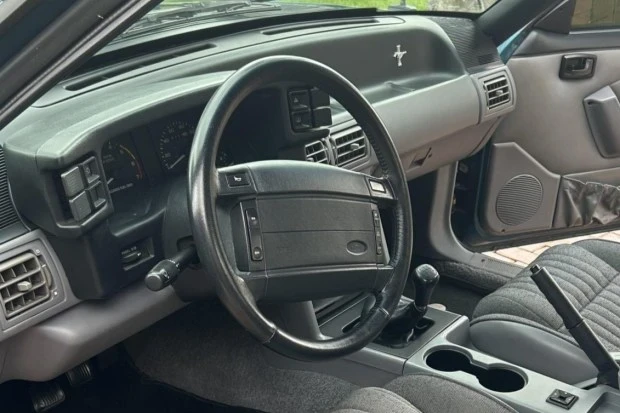 1993 Ford Mustang 3rd Gen - Image 5 of 7