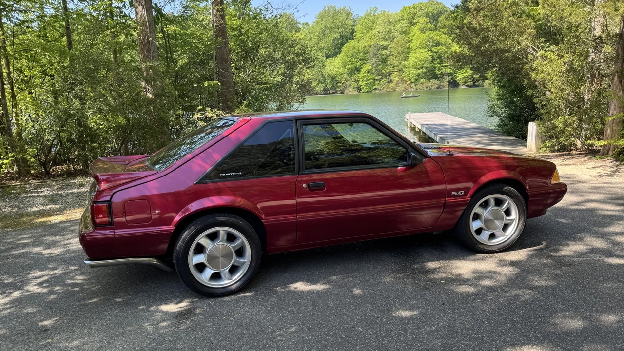 1993 Ford Mustang 3rd Gen - Image 16 of 31