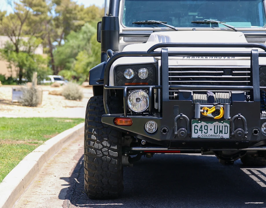 1993 Land Rover Defender 110 - Image 23 of 31
