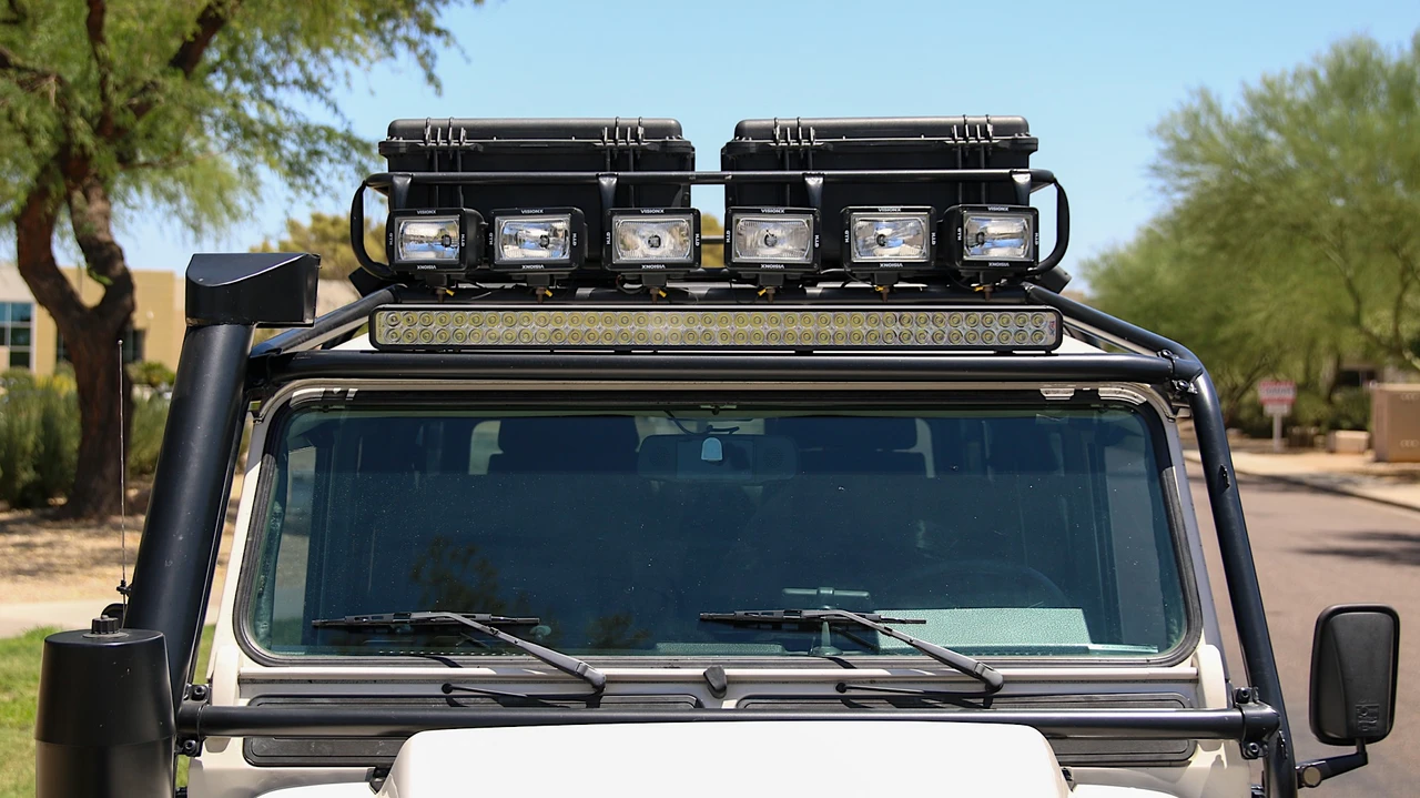 1993 Land Rover Defender 110 - Image 31 of 31