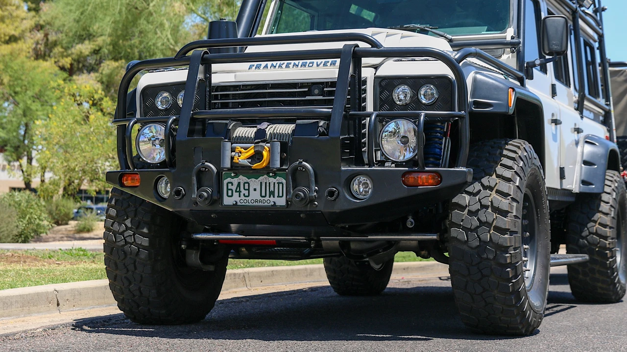 1993 Land Rover Defender 110 - Image 3 of 31