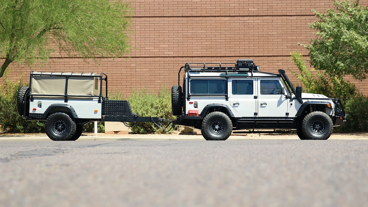 1993 Land Rover Defender 110 - Image 19 of 31