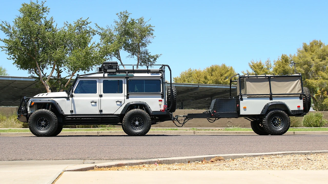 1993 Land Rover Defender 110 - Image 16 of 31