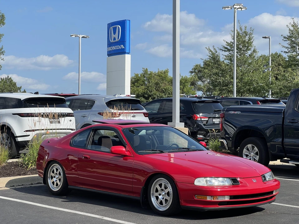1994 Honda Prelude 4th Gen - Image 2 of 31