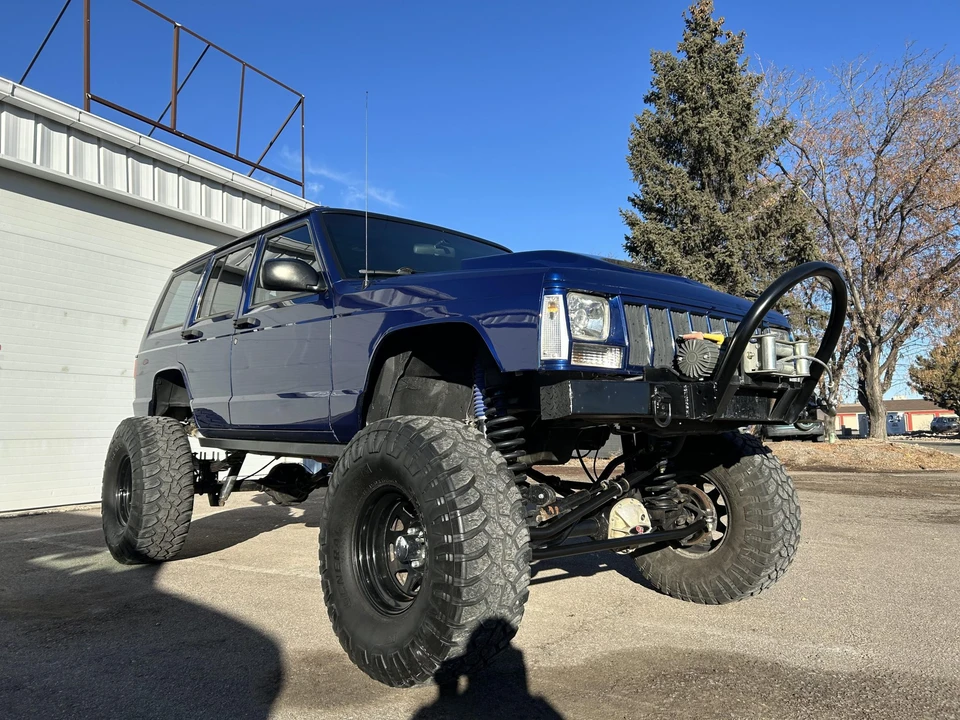 1994 Jeep XJ Cherokee - Image 8 of 31