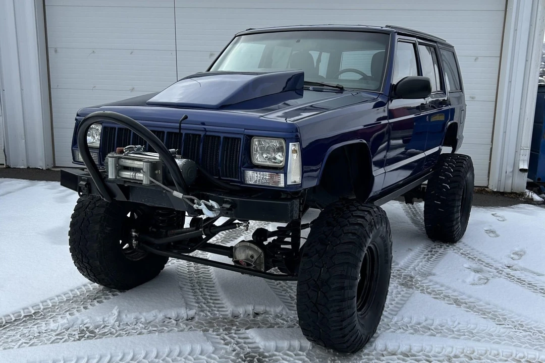 1994 Jeep XJ Cherokee - Image 19 of 31