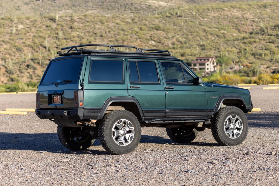 1994 Jeep XJ Cherokee - Image 6 of 31