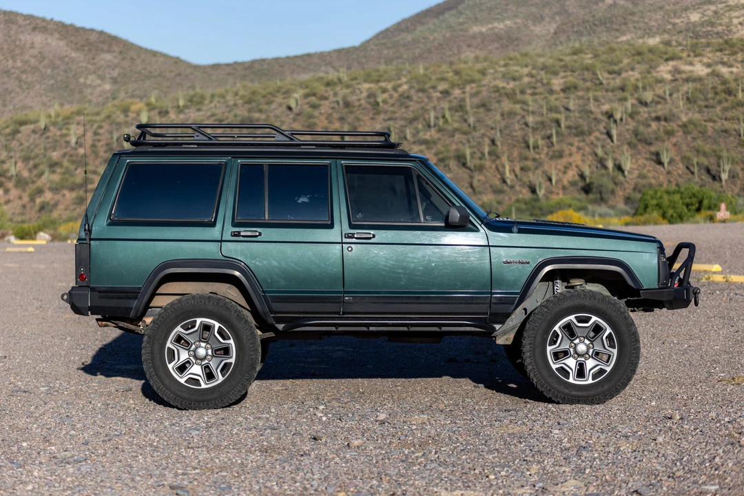 1994 Jeep XJ Cherokee - Image 7 of 31