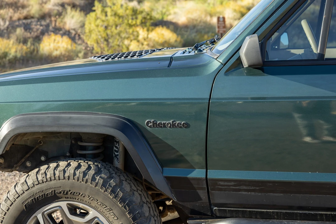1994 Jeep XJ Cherokee - Image 16 of 31