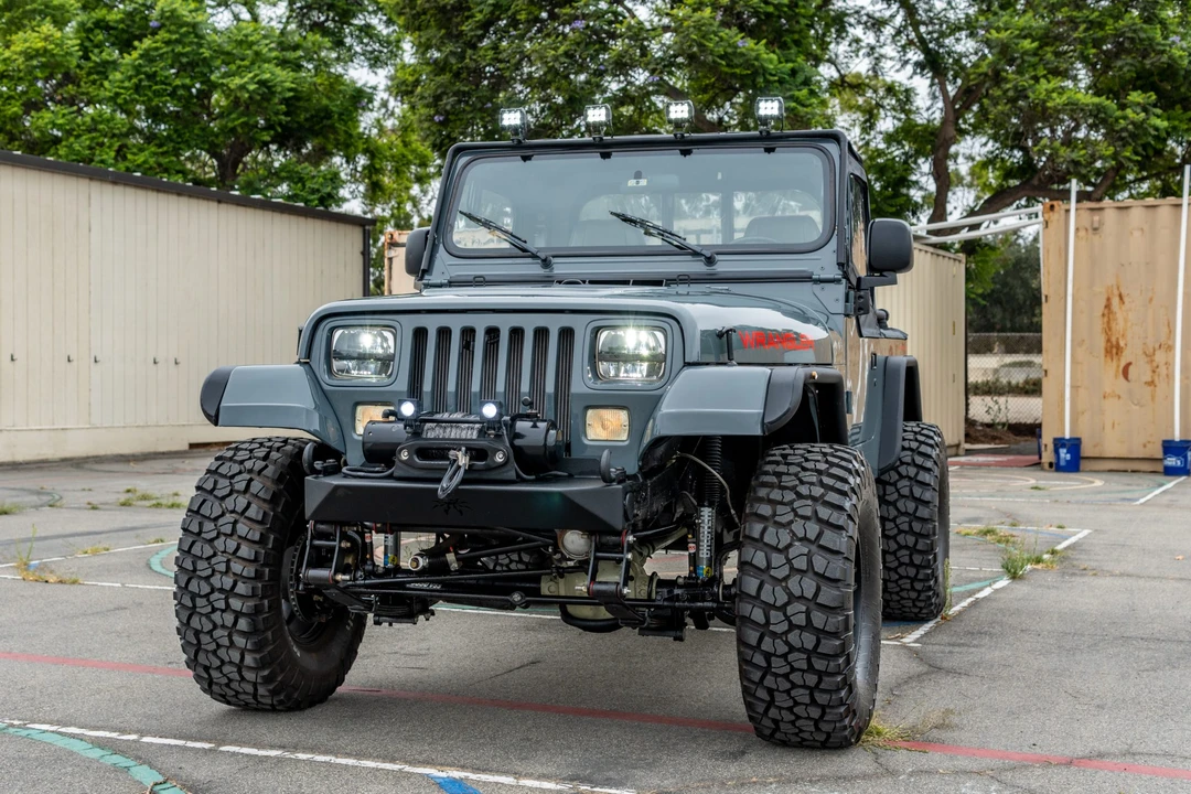 1994 Jeep YJ Wrangler - Image 15 of 31